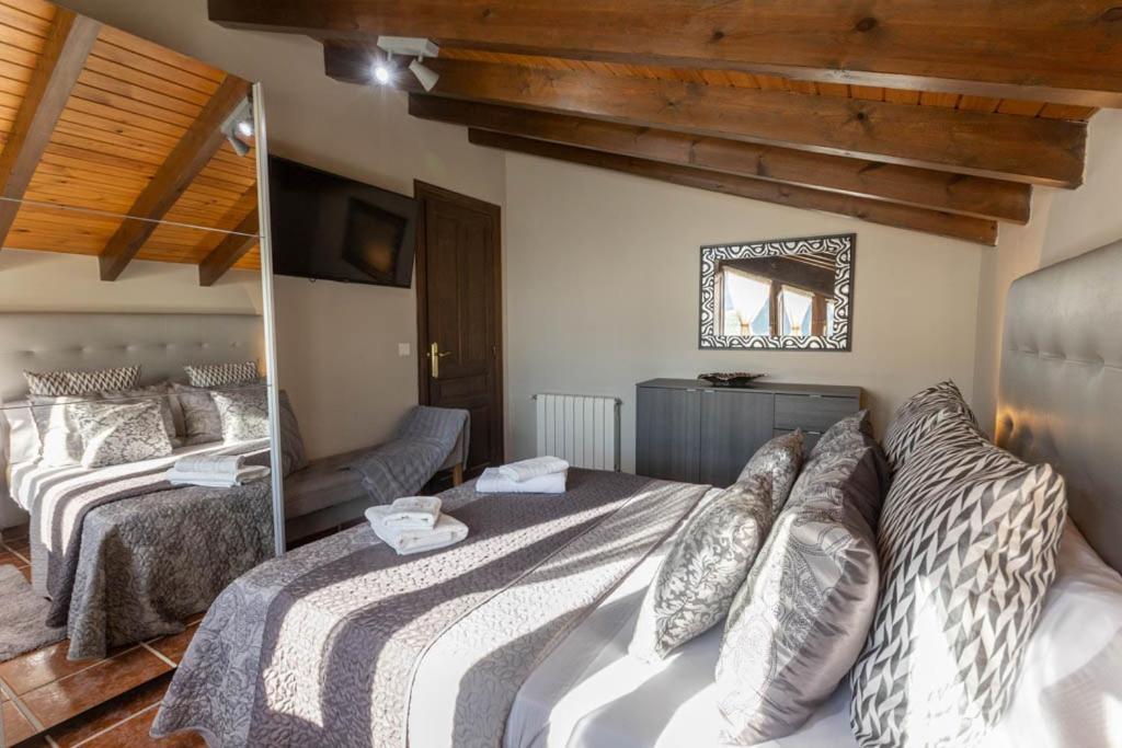 Apartamentos El Coritu Nieda Luaran gambar