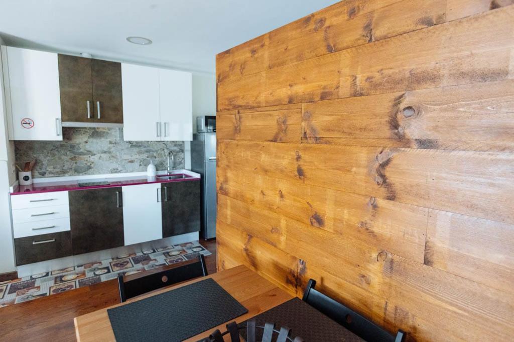 Apartamentos El Coritu Nieda Luaran gambar