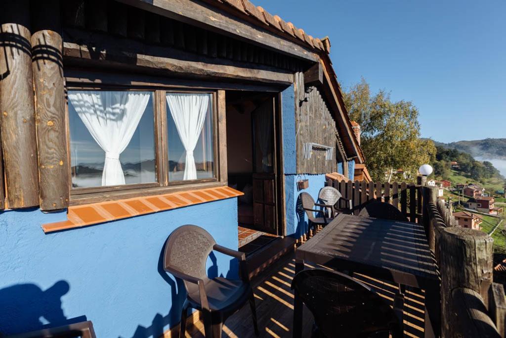 Apartamentos El Coritu Nieda Luaran gambar